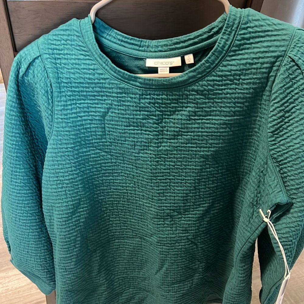 Chicos top size 1
